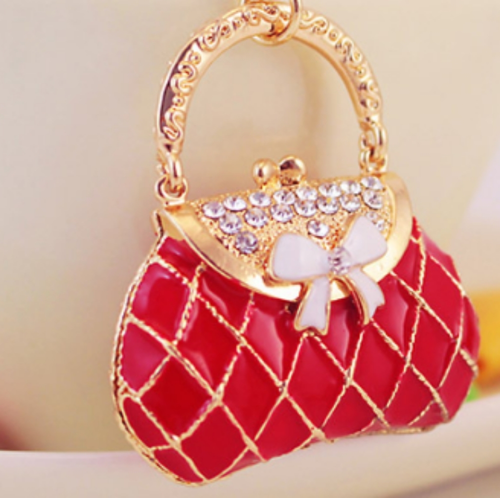 Betsey Johnson Handbag Necklace